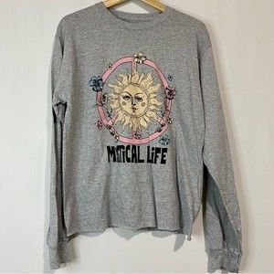 Cozy Rozy California Women’s Mystical Life Sun Graphic Long Sleeve Tee Grey Med
